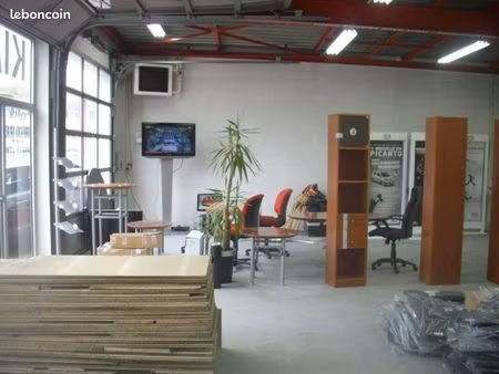 local commercial 1706 m² limoges