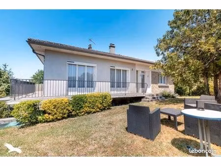 maison 6 pièces 150 m²