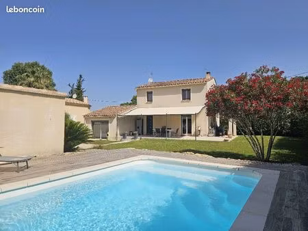 villa 6 pièces 137 m²