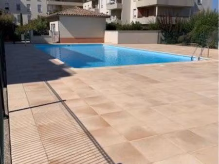 t2 residence avec piscine