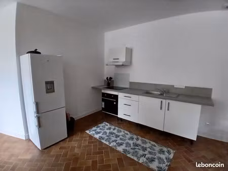 location meublée t2 proche thouars  saint-varent et bressuire