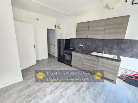 f2 - 37.73m ²
