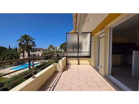 appartement - 44m² - 1 chambre - balcon - parking