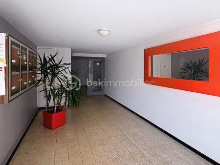 **montpellier ovalie – appartement t5 rénové de 87 m² – 4 chambres – balcon – parking – ca