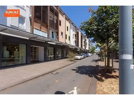 local commercial récent - emplacement n°1- prêt à l'emploi