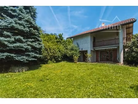maison familiale 155m² - 4 chambres - terrain 1000m² - enorme garage
