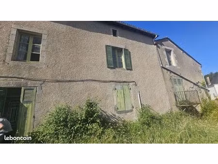 maison 6 pièces 240 m²