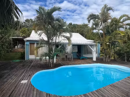 villa t4/5 meublée à louer à la montagne de la réunion