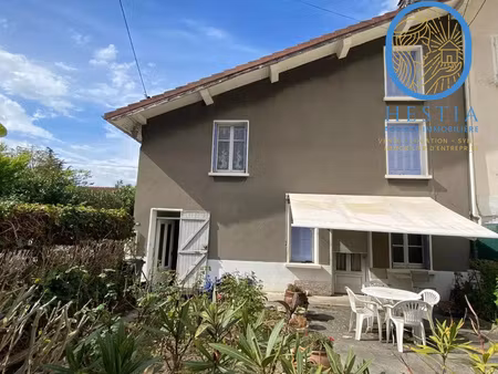 voreppe  maison de ville 100 m2