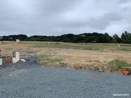 terrain de 248 m² - givrand