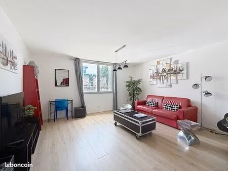 appartement 2 pièces 47 m²