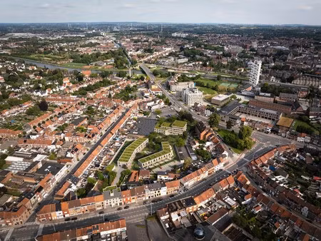 thuiskomen in kortrijk ...