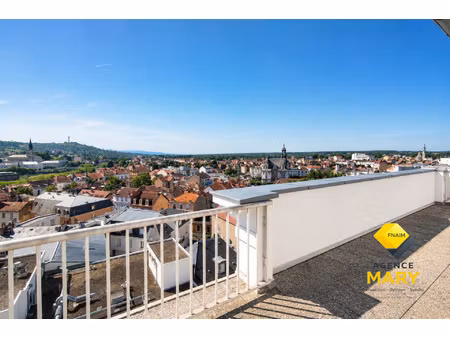 appartement de caractère de 71 m2 entièrement rénové parki