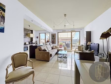 hypercentre - villefranche  t3 78.71 m² avec terrasse  garage et cave