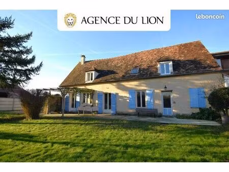 longère 10 pièces 215 m²