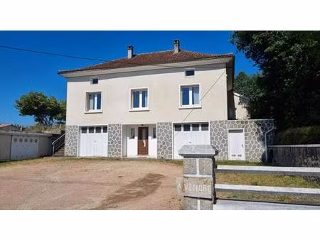 maison proche du centre de piegut pluviers