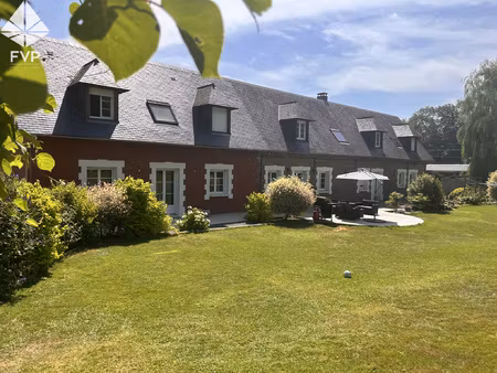 spacieuse maison familiale 7 chambres 5 900 m2 de terrai