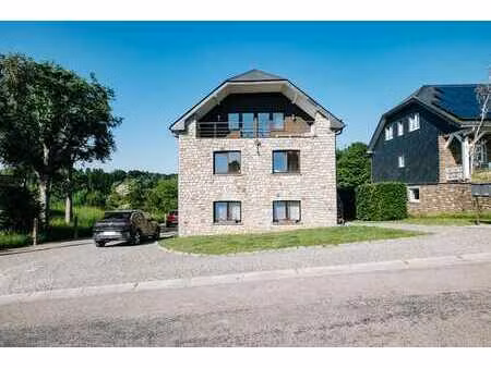 immeuble de rapport de caractère composé de 3 appartements