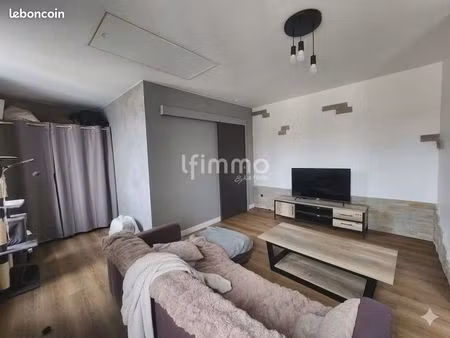 immeuble 6 pièces 125 m²