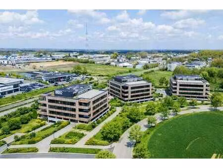 unique dans le bw | bâtiment bureaux neuf - durable - passif
