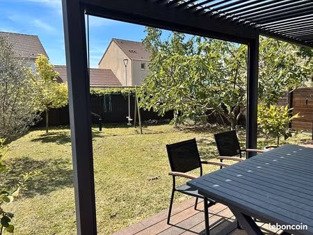 maison 6 pièces 110 m²