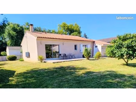 maison récente de plain-pied – 3 chambres – terrain 599 m²