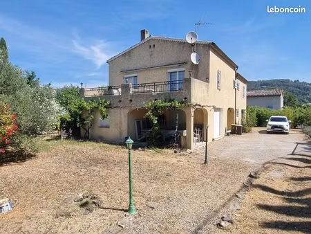 maison familiale 5 pièces 120 m² + dépendance