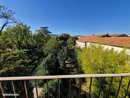 appartement 3 pièces 96 m²