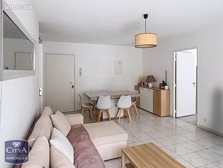 appartement 3 pièces 54 m²