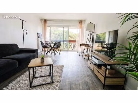 spacieux t2 de 54m² avec terrasse