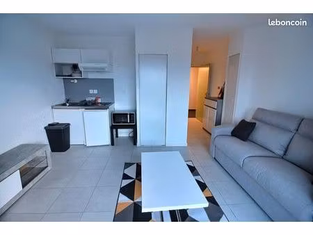 studio 1 pièce 22 m²