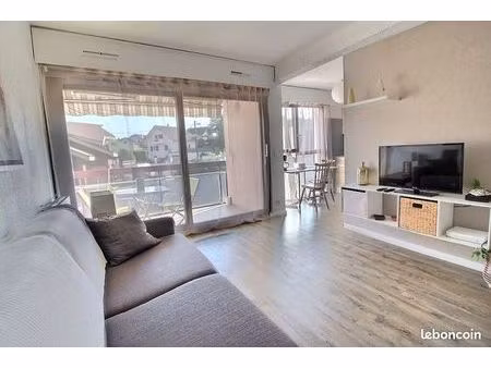 studio 1 pièce 26 m²