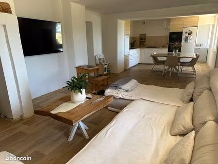 grande maison familiale t6/t7 avec 4 chambres et bureau + un t2 sur un vaste terrain de 3 