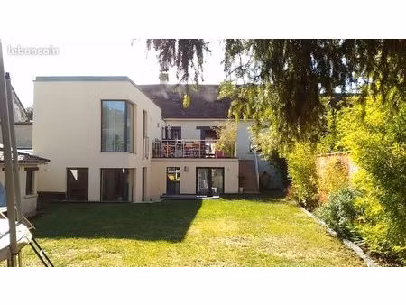 maison 220m2