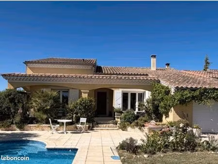 maison 150 m2 piscine