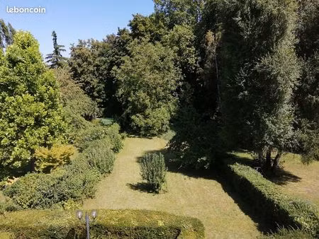 maison familiale spacieuse avec jardin à villennes-sur-seine