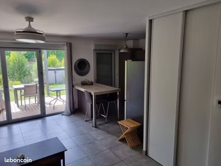 beau rdj t3 duplex meublé à trévoux (la ville à la campagne)