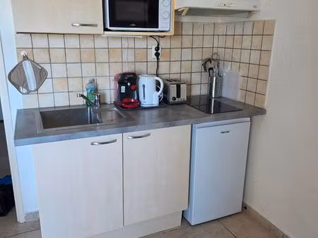 studio a loué de 19 m2