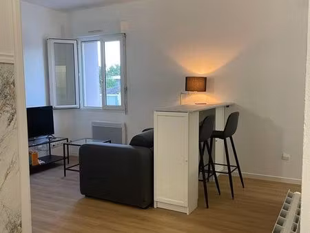 studio meublé de 30 m2 à l'isle-sur-la-sorgue