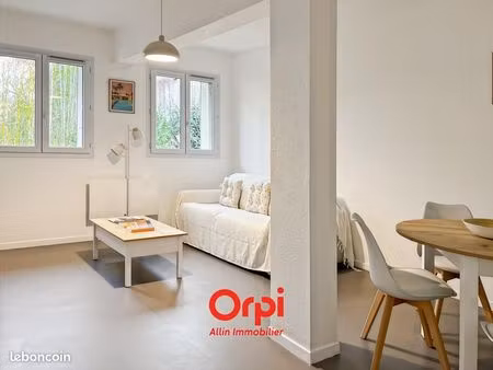 appartement 2 pièces 54 m²