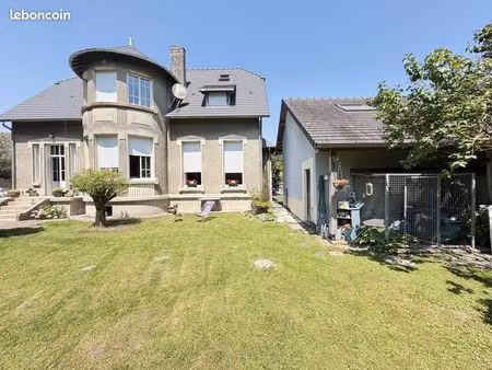 maison 10 pièces 190 m²