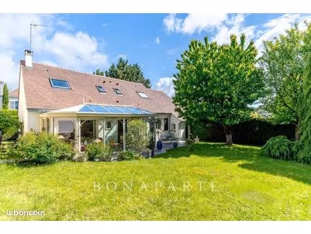 maison 7 pièces 149 m²