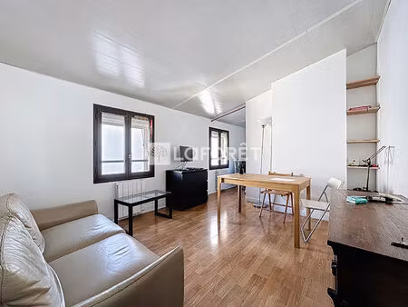 en hyper centre de bourg la reine   studio 'cosy' meublé de 32 m2