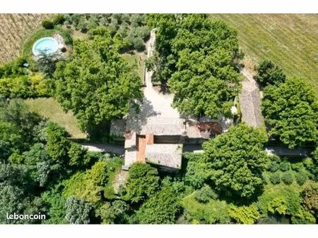 château 600m2 26 pièces