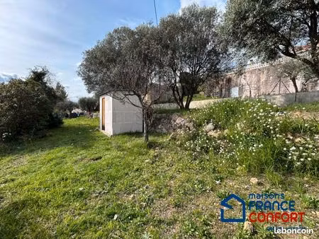 terrain 1 000 m² draguignan
