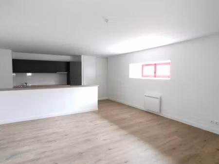 appartement 2 pièces 61 m²