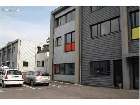 bureaux 168 m2 pringy promery