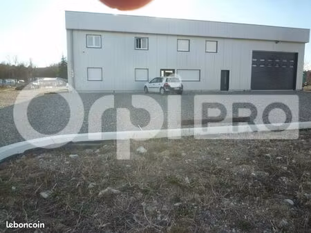 local commercial 847 m²