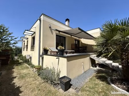 villa 5 pièces 152 m²