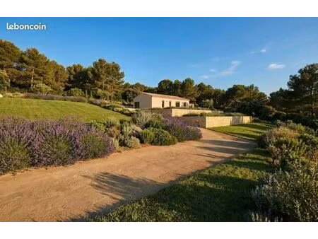terrain 1 500 m² aiglun